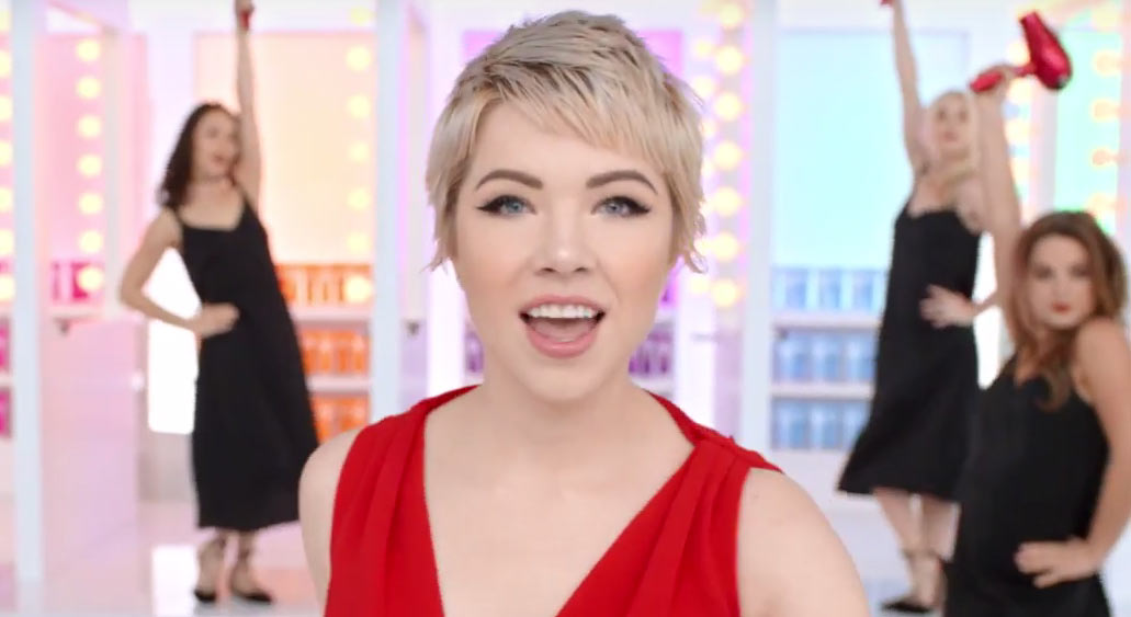 Carly Rae Jepsen sin Maquillaje ¡Fotos REALES 100!